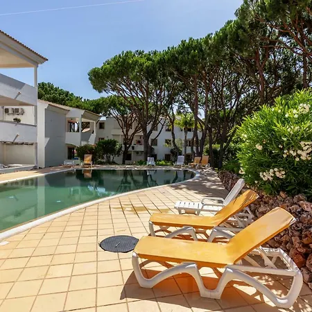 Apartmán Fresh Sunny Flat With Pool & Terrace By Host Wise Albufeira