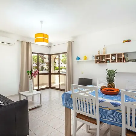 Fresh Sunny Flat With Pool & Terrace By Host Wise Apartmán Albufeira