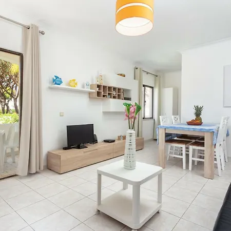 Fresh Sunny Flat With Pool & Terrace By Host Wise *